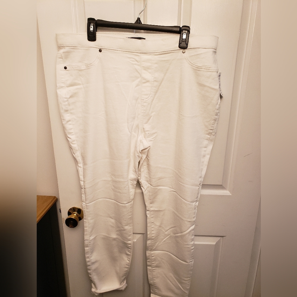 Womans 2X white vera wang leggings